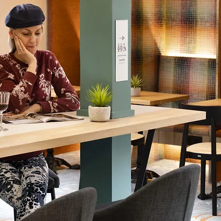 酒店 Locomo - Gare De Lyon Bastille 3*