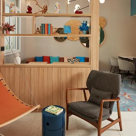 Hotel Locomo Parijs