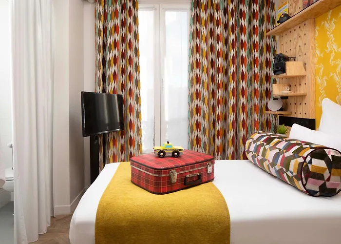 ホテル Locomo - Gare De Lyon Bastille 3*