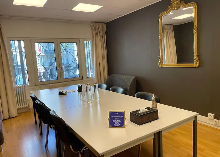 Locomo - Gare De Lyon Bastille ホテル 3*